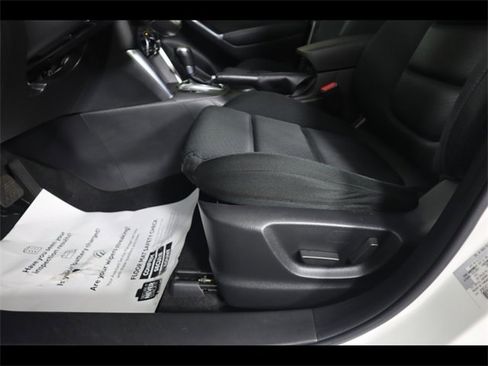 Used 2015 MAZDA CX-5 Touring w/ Touring Technology Package image 18