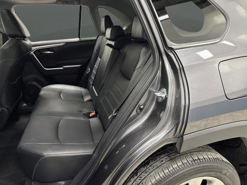 Used 2023 Toyota RAV4 XLE Premium image 29