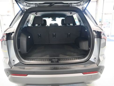 New 2026 Chevrolet Equinox LT w/ Safety and Technology Package FWD image 27