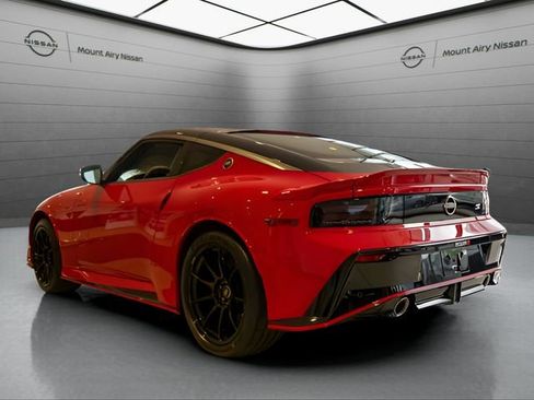 New 2026 Nissan Z NISMO w/ Floor Mat Package RWD image 4