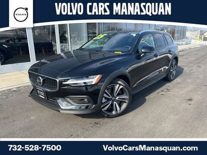 Used 2025 Volvo V60 B5 Cross Country Plus