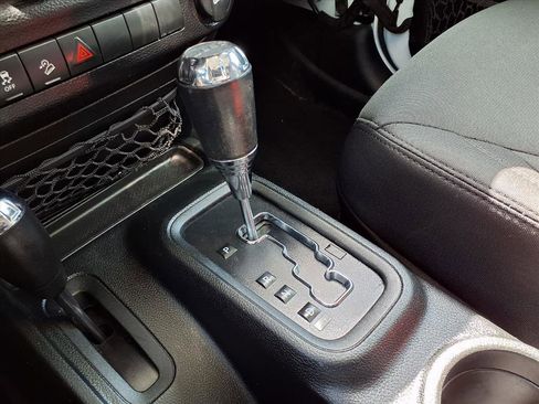 Used 2017 Jeep Wrangler Unlimited Sport w/ Quick Order Package 24S image 13