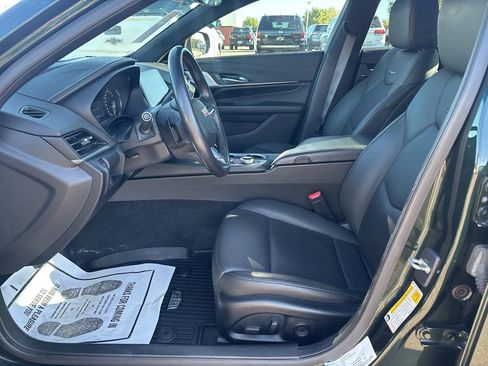 Used 2021 Cadillac CT4 Premium Luxury image 13