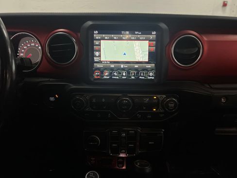 Used 2020 Jeep Gladiator Rubicon AWD/4WD image 20