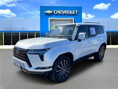 Used 2025 Lexus GX 550 w/ Accessory Package (31) AWD/4WD image 7