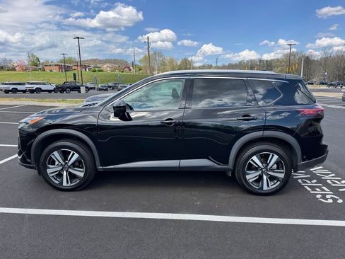 Used 2024 Nissan Rogue SL image 11