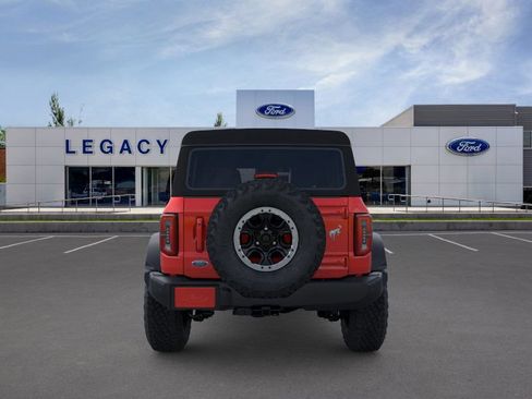 New 2024 Ford Bronco Outer Banks w/ Sasquatch Package AWD/4WD image 5