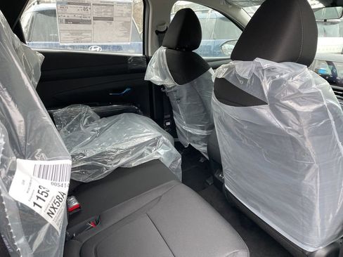 New 2026 Hyundai Tucson SE image 11