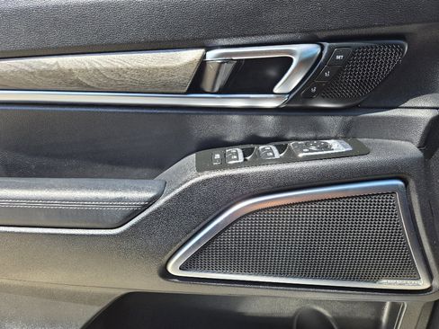 Used 2020 Kia Telluride SX w/ SX Prestige Package image 25