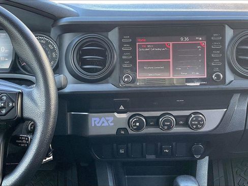 Used 2022 Toyota Tacoma SR RWD image 13