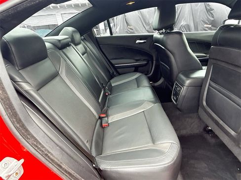 Used 2015 Dodge Charger R/T w/ Plus Group image 30