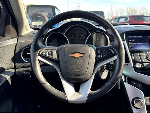 Used 2014 Chevrolet Cruze Eco image 14