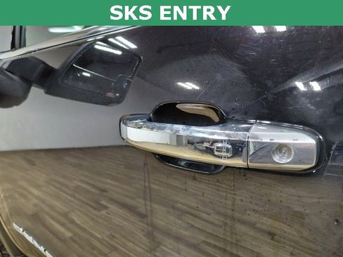 Used 2025 GMC Sierra 2500 Denali Ultimate image 16