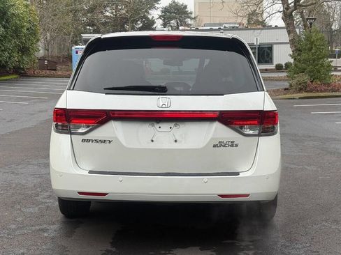 Used 2014 Honda Odyssey Touring Elite image 15