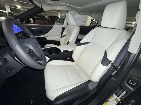 New 2025 Lexus ES 350 350 image 2