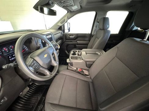 Used 2024 Chevrolet Silverado 2500 W/T AWD/4WD image 27