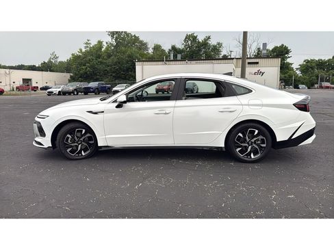 Used 2024 Hyundai Sonata SEL FWD image 4