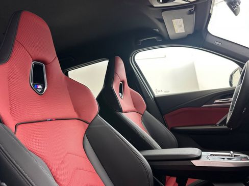 Used 2024 BMW X1 M35i w/ M Sport Professional Package image 31