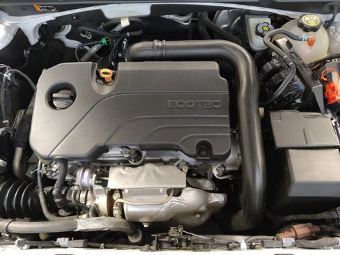 Used 2020 Chevrolet Malibu LS w/ Driver Confidence Package II FWD image 30