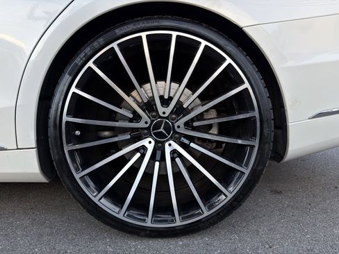 Used 2016 Mercedes-Benz S 550 Sedan image 14