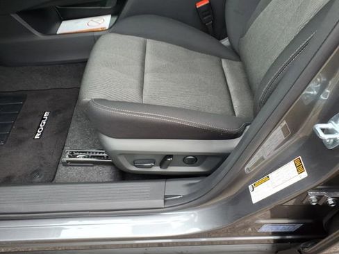 New 2026 Nissan Rogue SV image 7