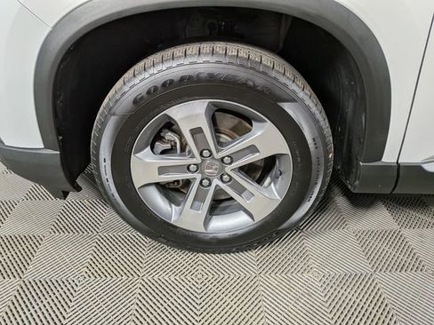 Used 2023 Honda Pilot EX-L image 10