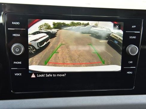 New 2026 Volkswagen Jetta SE FWD image 13