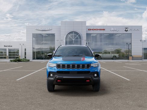 New 2026 Jeep Compass Trailhawk w/ Sun, Sound & Navigation Group AWD/4WD image 32