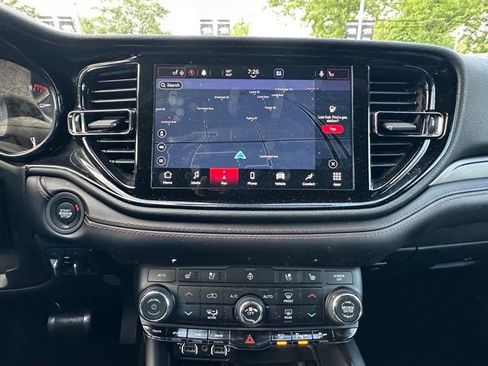 Used 2022 Dodge Durango R/T w/ Tow 'N Go Package AWD/4WD image 14
