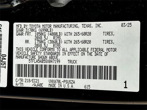 Certified 2025 Toyota Tundra SR5 image 31