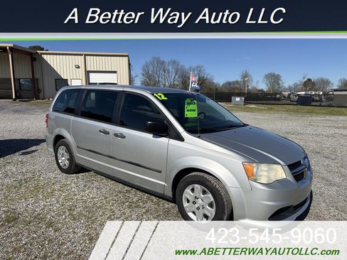 Used 2012 Dodge Grand Caravan American Value Package FWD image 2