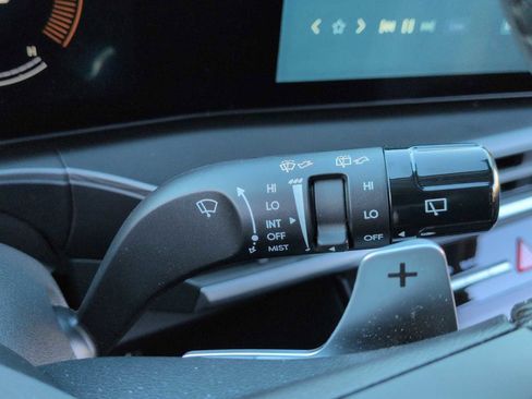 Used 2025 Hyundai Santa Fe XRT image 28