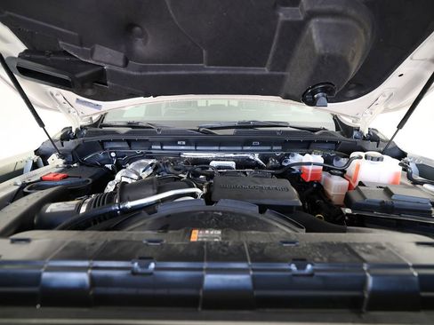 Used 2026 GMC Sierra 2500 AT4X image 40