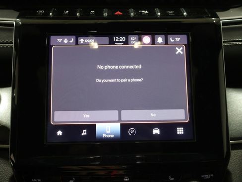 Used 2023 Jeep Grand Cherokee L Altitude image 32