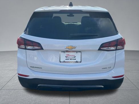 Used 2022 Chevrolet Equinox LT image 12