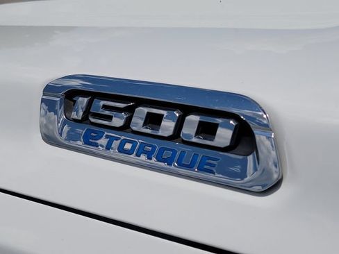 Used 2023 RAM 1500 Big Horn AWD/4WD image 9