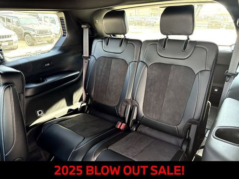 New 2025 Jeep Grand Cherokee L Altitude RWD image 23