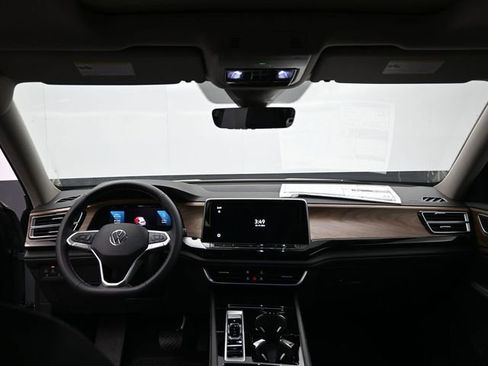 New 2026 Volkswagen Atlas SE image 10