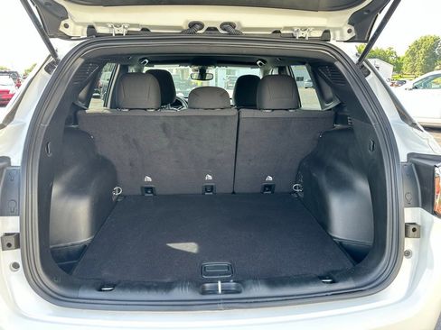 Used 2024 Jeep Compass Sport image 7