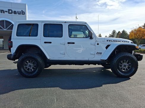 Certified 2022 Jeep Wrangler Unlimited Rubicon w/ Dual Top Group image 7