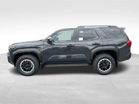 New 2026 Toyota 4Runner TRD Off-Road Premium AWD/4WD image 2