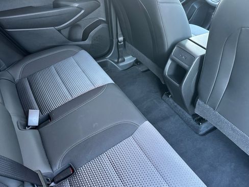 Used 2024 Chevrolet Trax LT image 19