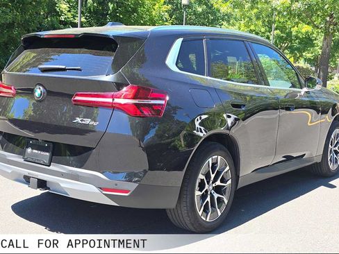 Used 2026 BMW X3 xDrive30i w/ Premium Package AWD/4WD image 3
