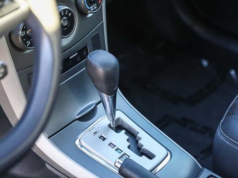 Used 2012 Toyota Corolla S image 20