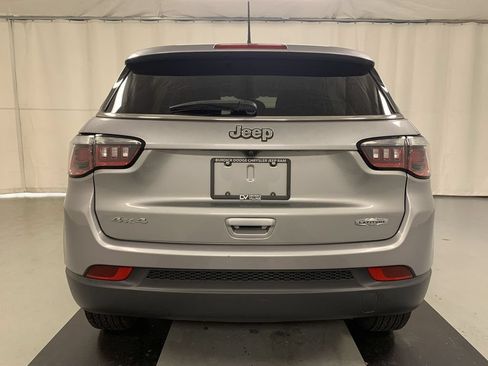 Used 2020 Jeep Compass Latitude w/ Cold Weather Group AWD/4WD image 20