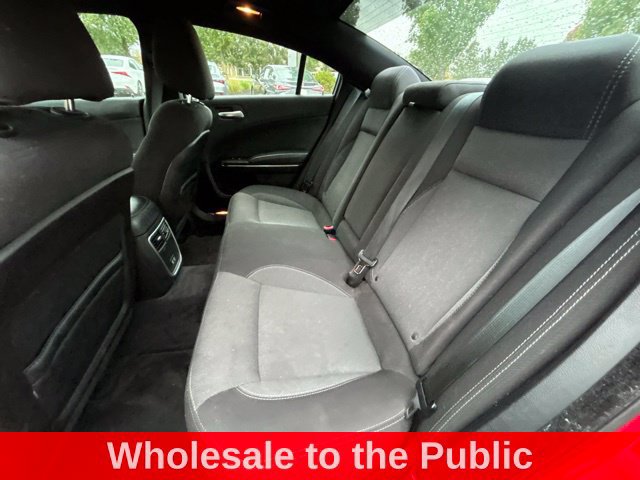 Used 2015 Dodge Charger SE w/ Power Sunroof Group AWD/4WD image 17
