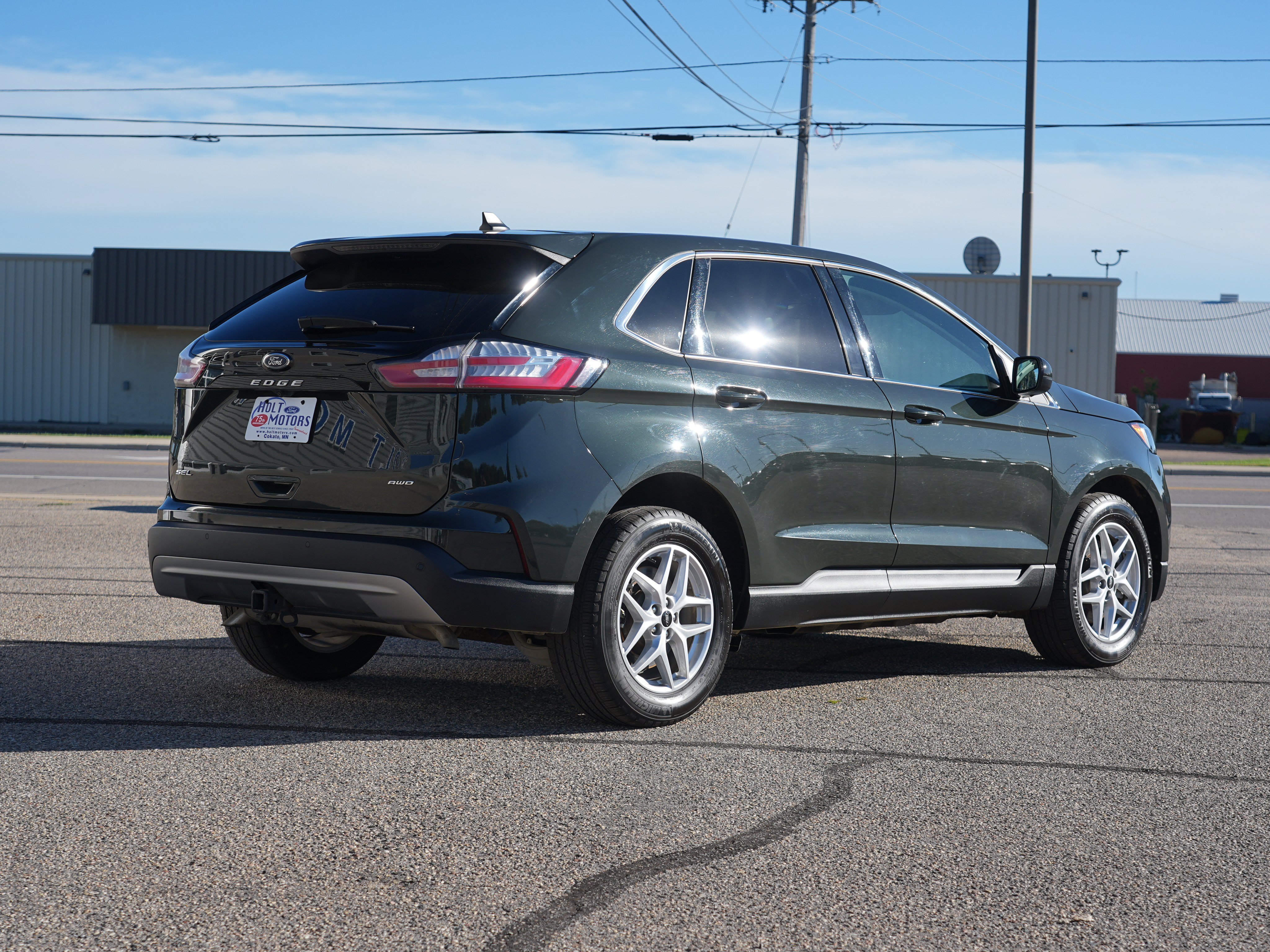 Used 2024 Ford Edge SEL w/ Convenience Package AWD/4WD image 3