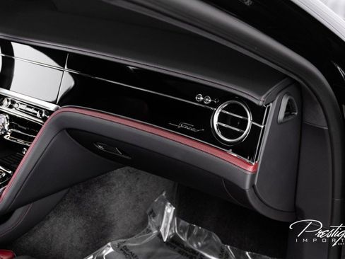 Used 2023 Bentley Flying Spur W12 image 44