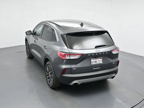 Used 2021 Ford Escape SE image 44