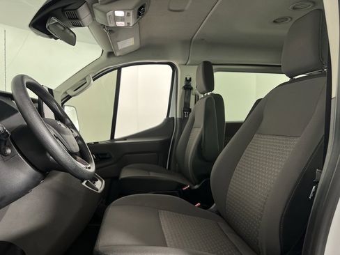 Used 2023 Ford Transit 350 XLT image 21